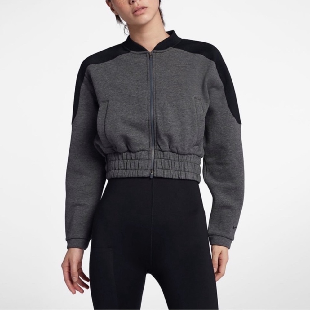 Nike Women’s Dri Fit Club Fleece Cropped full zip Jacket